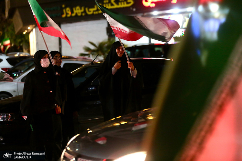 پنجاه و چهارمین شب اجتماع پر شور مردم در محله فرمانیه