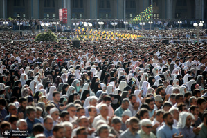 اقامه نماز عید سعید فطر در مصلای امام خمینی (س)