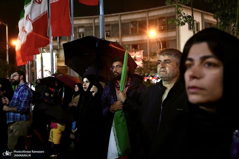 پنجاه و‌ یکمین اجتماع پر شور مردم در میدان شهدا