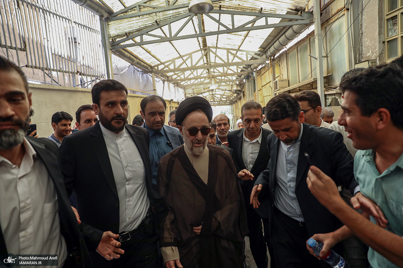 حضور سید محمد خاتمی در مرحله دوم انتخابات ریاست جمهوری چهاردهم