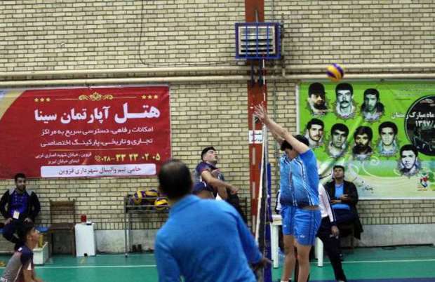 قزوین قهرمان منطقه 3 لیگ دسته اول والیبال نوجوانان کشور شد