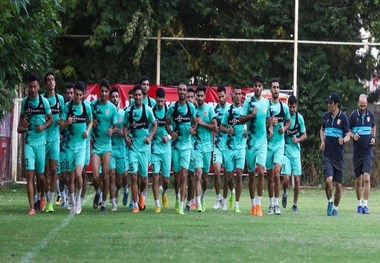 بازیکنان شهرخودرو به ایفمارک رفتند
