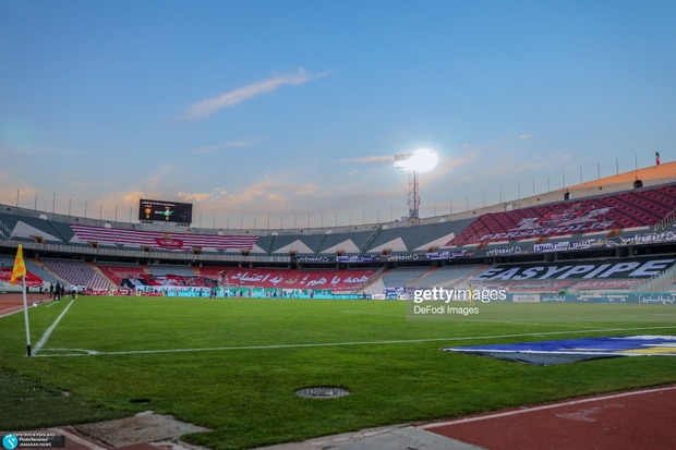 ویدیوی درگیری و فحاشی هواداران پرسپولیس و استقلال قبل از دربی 100