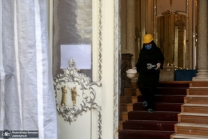 خسارات برجاى مانده از جنگ رمضان در كاخ سعد آباد