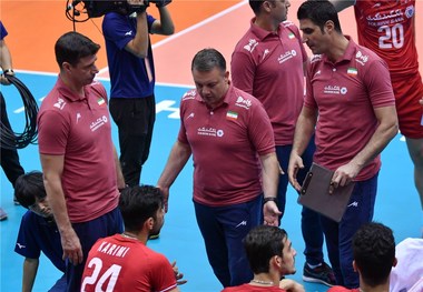 تمرین تیم ملی والیبال  به خاطر بسته بودن درب ورزشگاه آزادی لغو شد