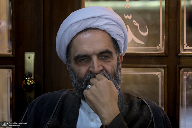 آیت‌الله سروش محلاتی: هیچ کار نیکی مجوز گناهان آینده نیست