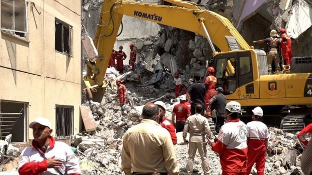 ۶ هزار ماموریت امدادی هلال احمر در طول جنگ تحمیلی سوم و نجات ۷ هزار هموطن از زیرآوار