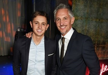 لینکر به خاطر پسرش خودش را قرنطینه کرد + عکس
