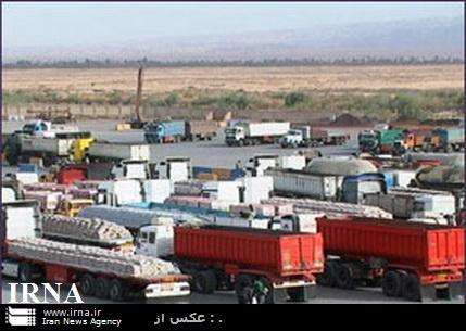 مرز بین المللی مهران ایام نوروز 96 برای صادرات کالا فعال است