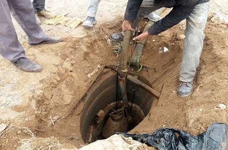 94حلقه چاه غیرمجاز در شهرستانهای قاینات و زیرکوه مسدود شد