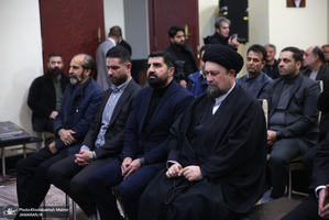 دیدار  رئیس و جمعی از اعضای اتاق اصناف تهران‌ با سید حسن خمینی