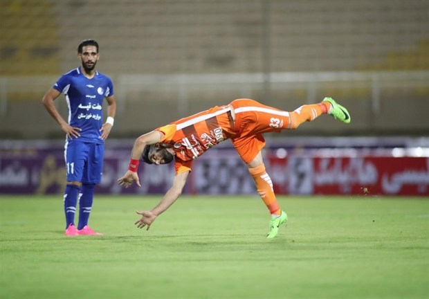عباس زاده: به عشق پرسپولیس 6 پشتک زدم