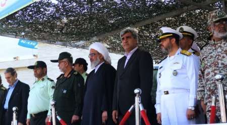 امام جمعه بوشهر: اقتدار و امنیت لازمه پیشرفت و توسعه کشور است