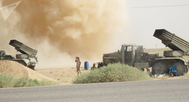 پیشروی ارتش سوریه از محور جدید به سمت دیرالزور/ آزادی یک میدان نفتی/ مخالفان سوری در مذاکرات آستانه شرکت می کنند