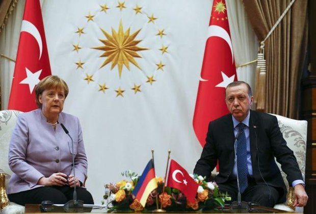 صدراعظم آلمان: اقدامات ترکیه باعث شده به فکر تجدیدنظر در روابط باشیم