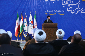 گردهمایی سراسری بسیج دانشجویی و طلاب در حرم مطهر امام خمینی (س) - 2