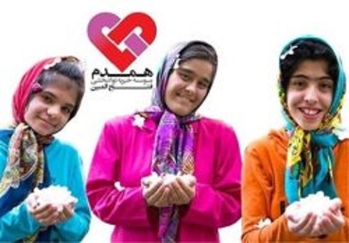 چهارمین بازارچه نیکوکاری به نفع دختران بی سرپرست در مشهد افتتاح شد