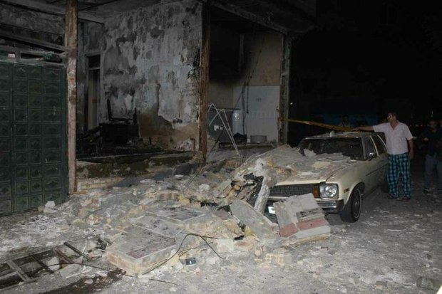 انفجار و آتش سوزی منزل قدیمی در تهران یک مصدوم داشت