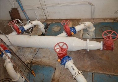 طرح تامین آب اراضی کشاورزی خلیل آباد الیگودرز به بهره برداری رسید   بهره مندی ۴۰۰ خانوار از آب سالم