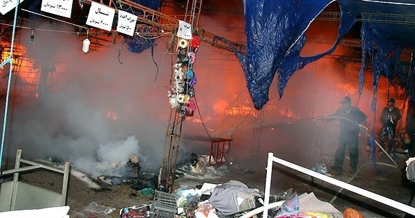 آتش سوزی در نمایشگاه بهاره گچساران مهار شد