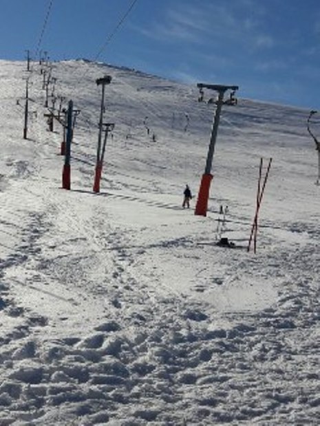 بخش اصلی پیست پاپایی زنجان برای اسکی بازان حرفه ای آماده می شود