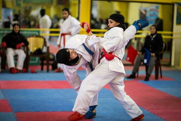 کسب مقام دوم بانوان کاراته‌کای قشمی در مسابقات هرمزگان
