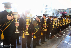 دسته عزاداری خادمان حرم کریمه اهل بیت (ع) در روز شهادت حضرت زهرا (س)‎‎