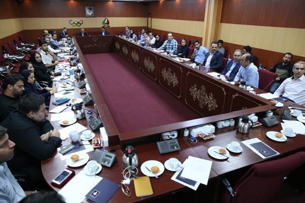 نشست کمیسیون فناوری اطلاعات و فضای مجازی مدیران IT فدراسیون‌های ورزشی برگزار شد
