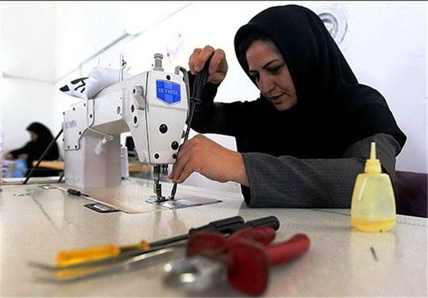 ۲۵۰ میلیون تومان کمک مالی بلاعوض به زنان کارآفرین سرپرست خانوار پرداخت شد