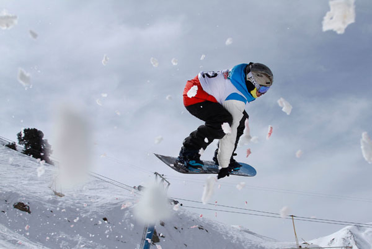 صدرنشینی حسین کلهر در روز نخست رقابت‌های اسنوبرد قهرمانی کشور