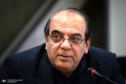 ریشه چسبیدن به قدرت در ایران از نگاه عباس عبدی