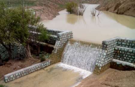 وقوع سیل در شهرستان آشتیان مهار شد