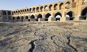 بدون زاینده‌رود اصفهان در معرض خطر است