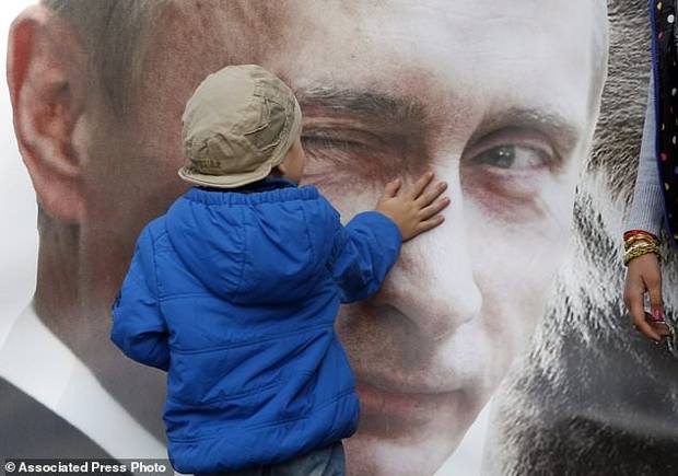 نگاهی به چشم‌ انداز چهارمین دور ریاست‌ جمهوری پوتین؛ مردی برای تمامی فصول

