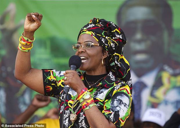 گیس و گیس کشی همسر موگابه+ تصاویر