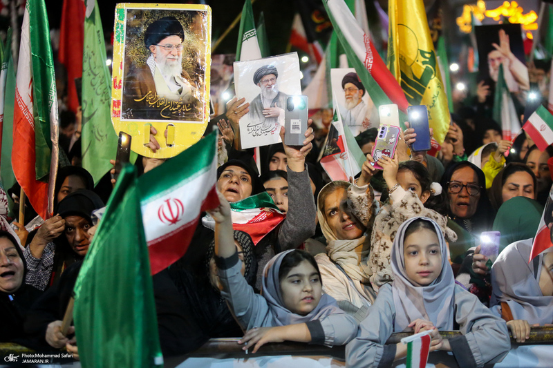 سی و نهمین شب اجتماع پرشور مردم در رباط کریم