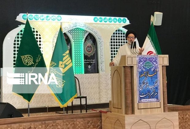 امام‌جمعه موقت شیراز: قوه قضاییه مبارزه با مفسدان را با قدرت ادامه دهد