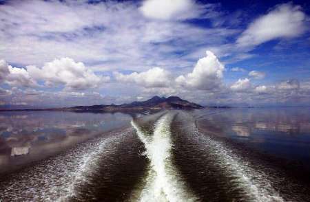 افزایش 75 سانتیمتری تراز دریاچه ارومیه در مقایسه با مهرماه 94