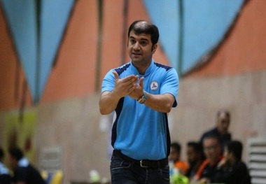 سرمربی تیم بسکتبال پالایش نفت آبادان معرفی شد