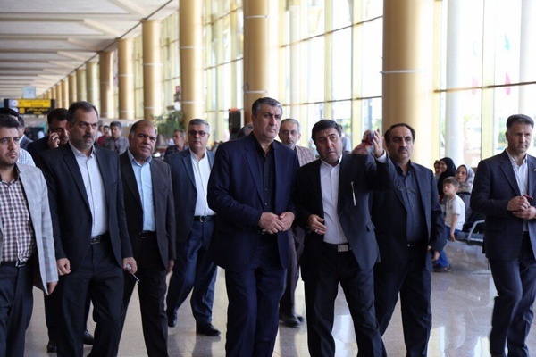 بازدید وزیر راه و شهرسازی از فرودگاه مشهد