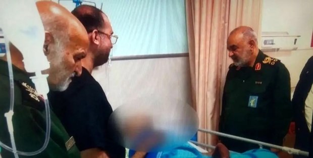 فرمانده کل سپاه از مجروحین حادثه لبنان عیادت کرد + عکس