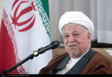 دنیا از امنیت ایران متعجب است/ کارها را باید مردم انجام دهند


