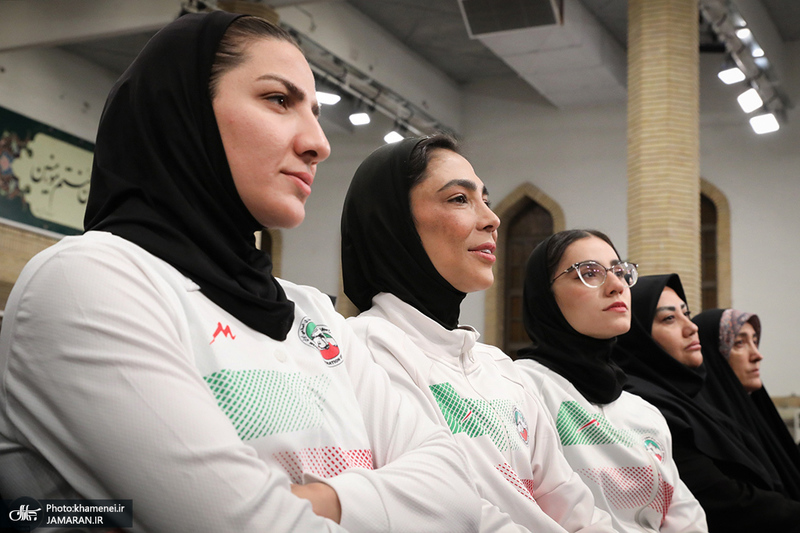 دیدار قهرمانان و مدال‌آوران ورزشی و المپیادهای علمی جهانی با رهبر معظم انقلاب