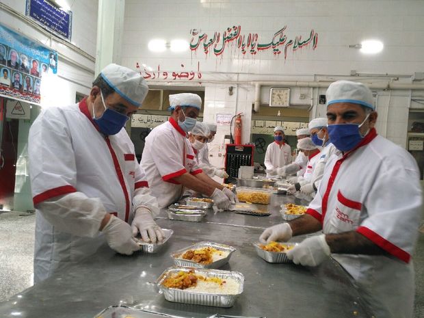 ۵۰۰ هزار بسته غذای گرم بین نیازمندان خراسان جنوبی توزیع می‌شود