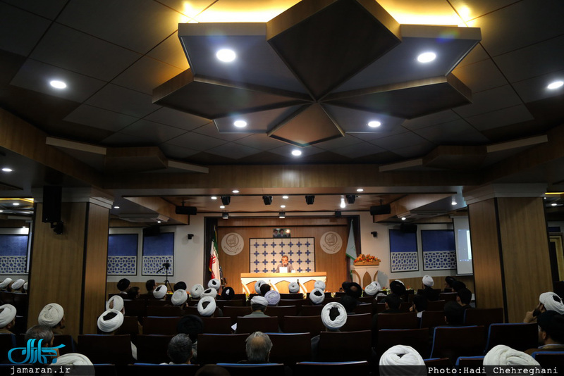 همایش وحدت حوزه و دانشگاه با موضوع تبیین دیدگاه امام خمینی(س)