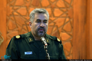 تجدید میثاق دانش آموزان بسیجی و مسئولین سازمان بسیج دانش آموزی با آرمان های حضرت امام(س)