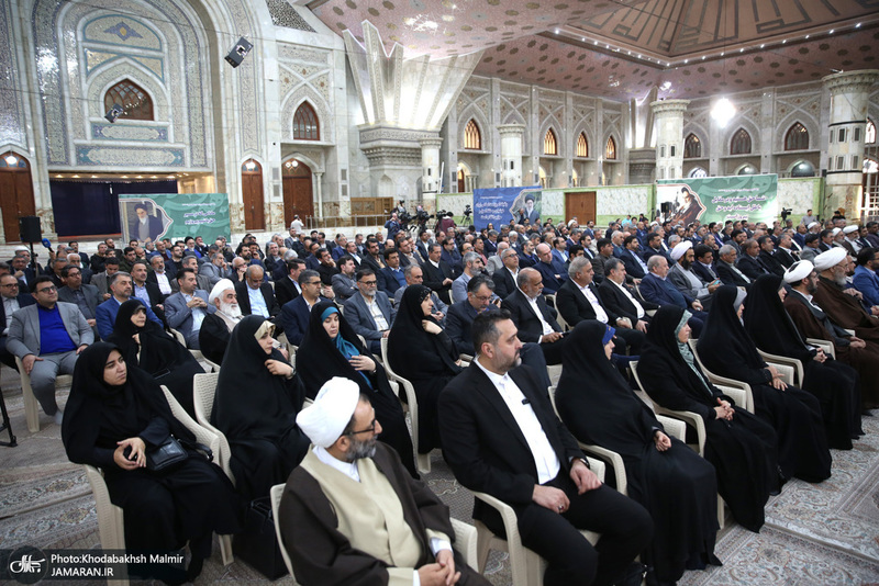 تجدید میثاق رئیس و جمعی از نمایندگان مجلس شورای اسلامی با آرمان‌های امام خمینی(س)-2