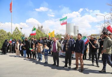تشکیل زنجیره انسانی حول نیروگاه شهید مفتح همدان