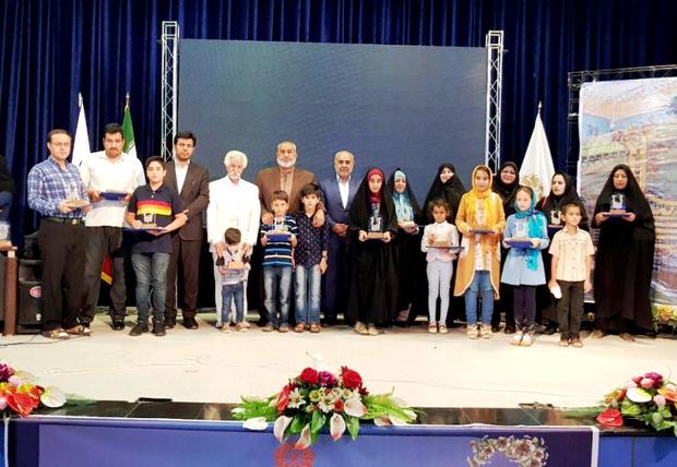 برگزیدگان جشنواره رضوی کرمانشاه معرفی و تقدیر شدند