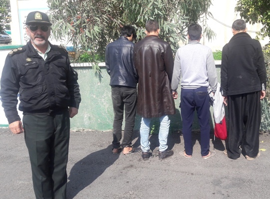 دستگیری اعضای باند تهیه و توزیع مواد مخدر صنعتی در پلدختر